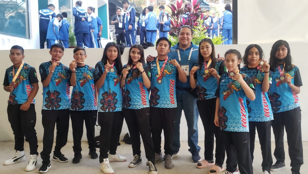 La selección oaxaqueña de Juegos Populares regresa de Oaxtepec con trece medallas